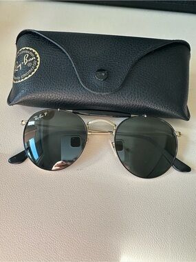 Ray-Ban Frank Polarized Round Metal Sunglasses in Gold and Black